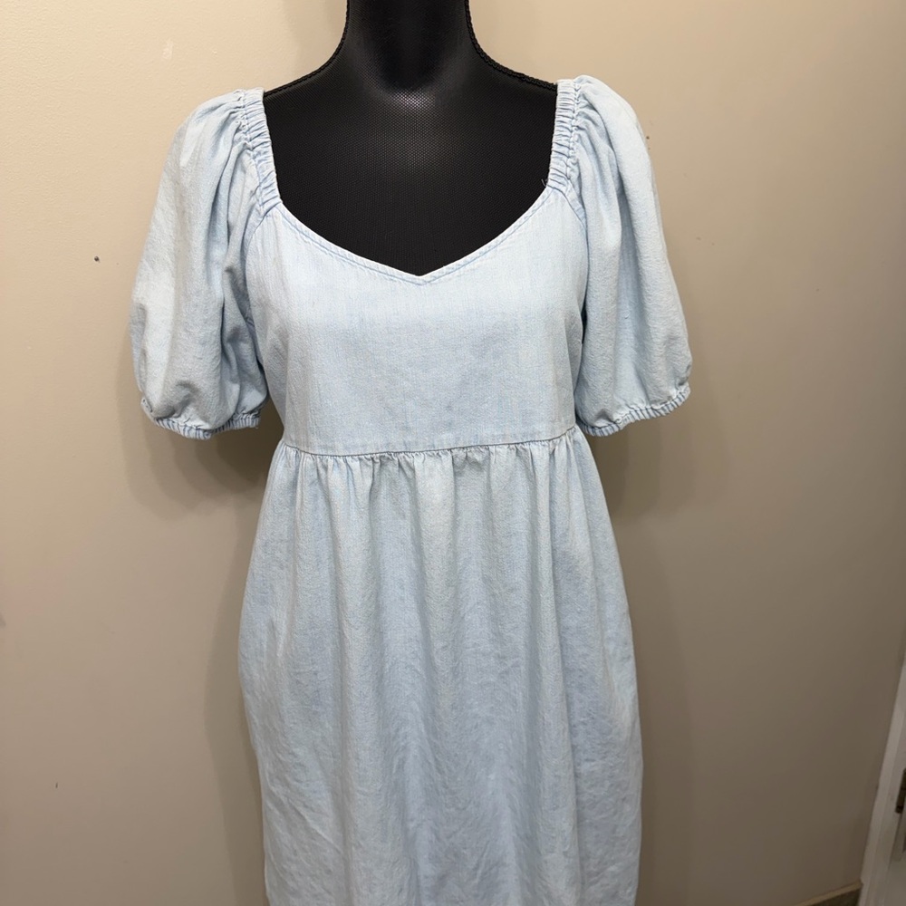 Old Navy Women’s Light Blue Puff Sleeve Mini Dress M